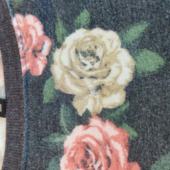 Torrid Floral Print Crewneck Pullover Sweatshirt Size 3 - Picture 7 of 7